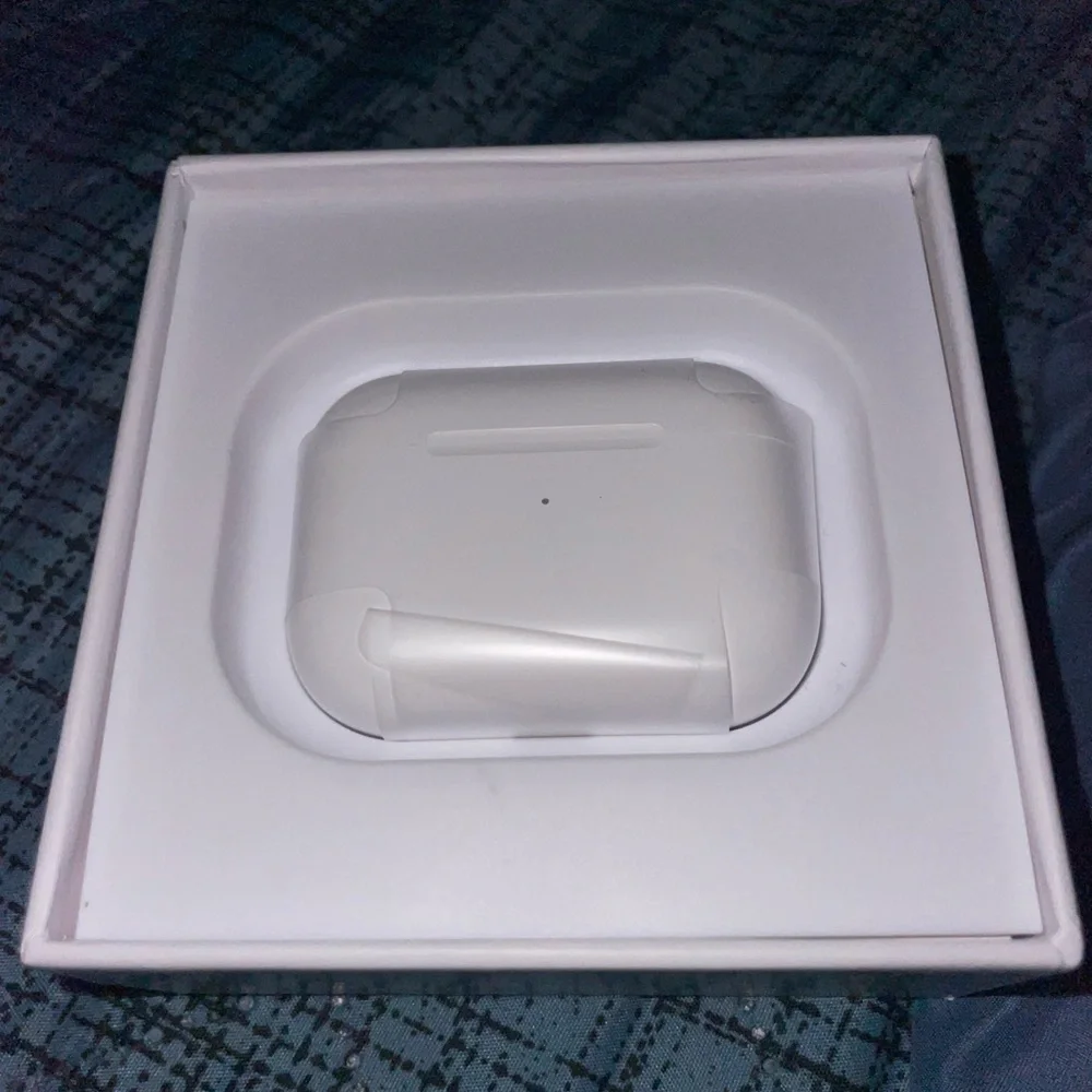 Apple AirPods Pro Wireless Earbuds